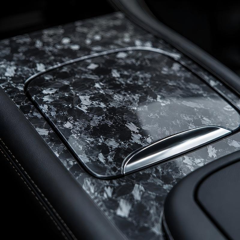 Silver flake forged carbon fiber with aluminum flakes