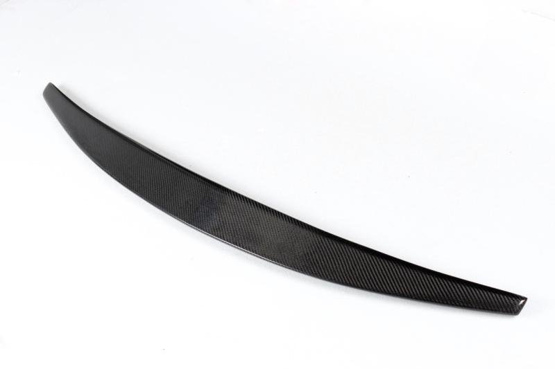 Mercedes-Benz W204 C63 Carbon Fiber Side Fenders