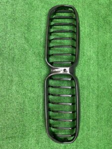 BMW G30 5 Series Carbon Fiber Front Grille